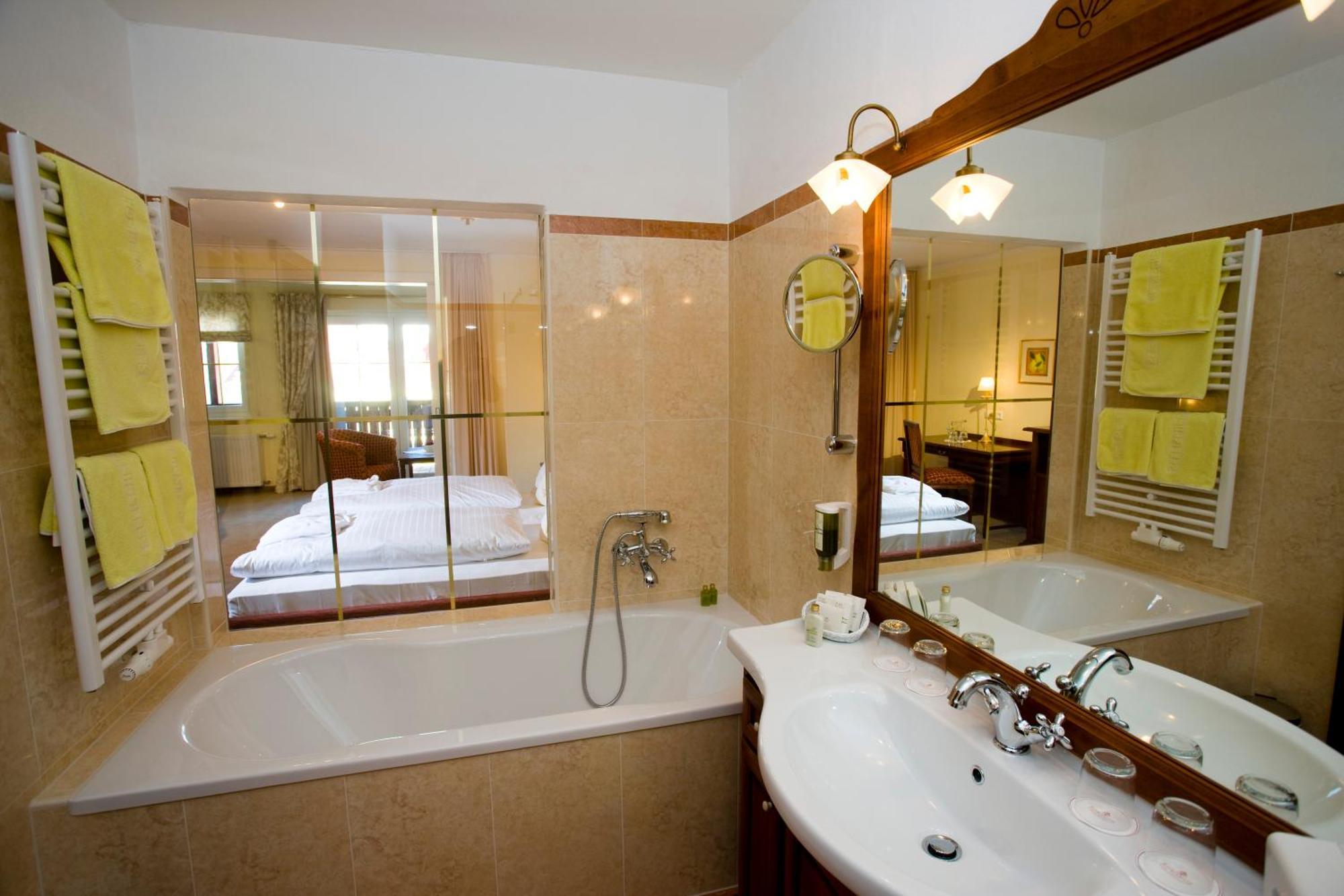 Hotel Seefischer - Finest Hideaway デーブリアッハ エクステリア 写真